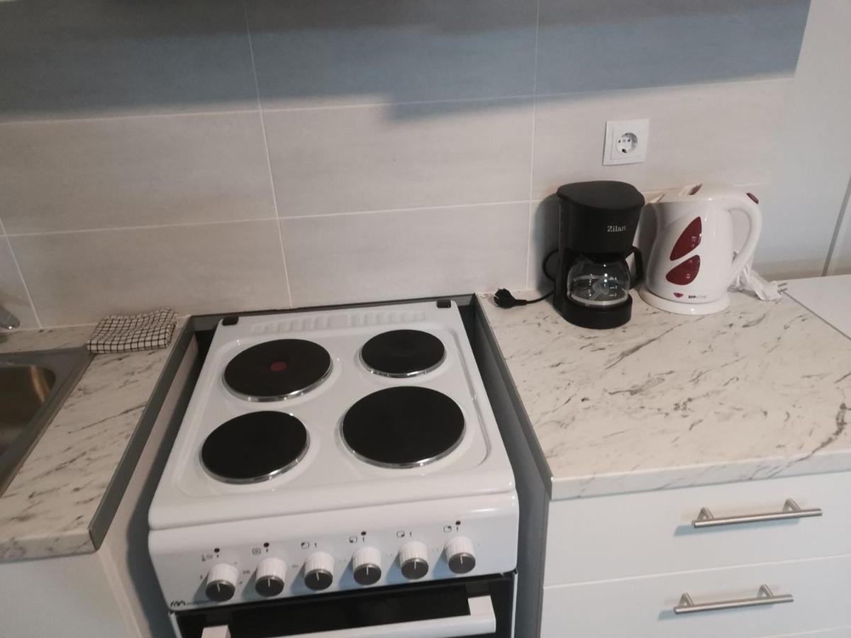דירות אתונה New Cozy Studio In Aigaleo מראה חיצוני תמונה