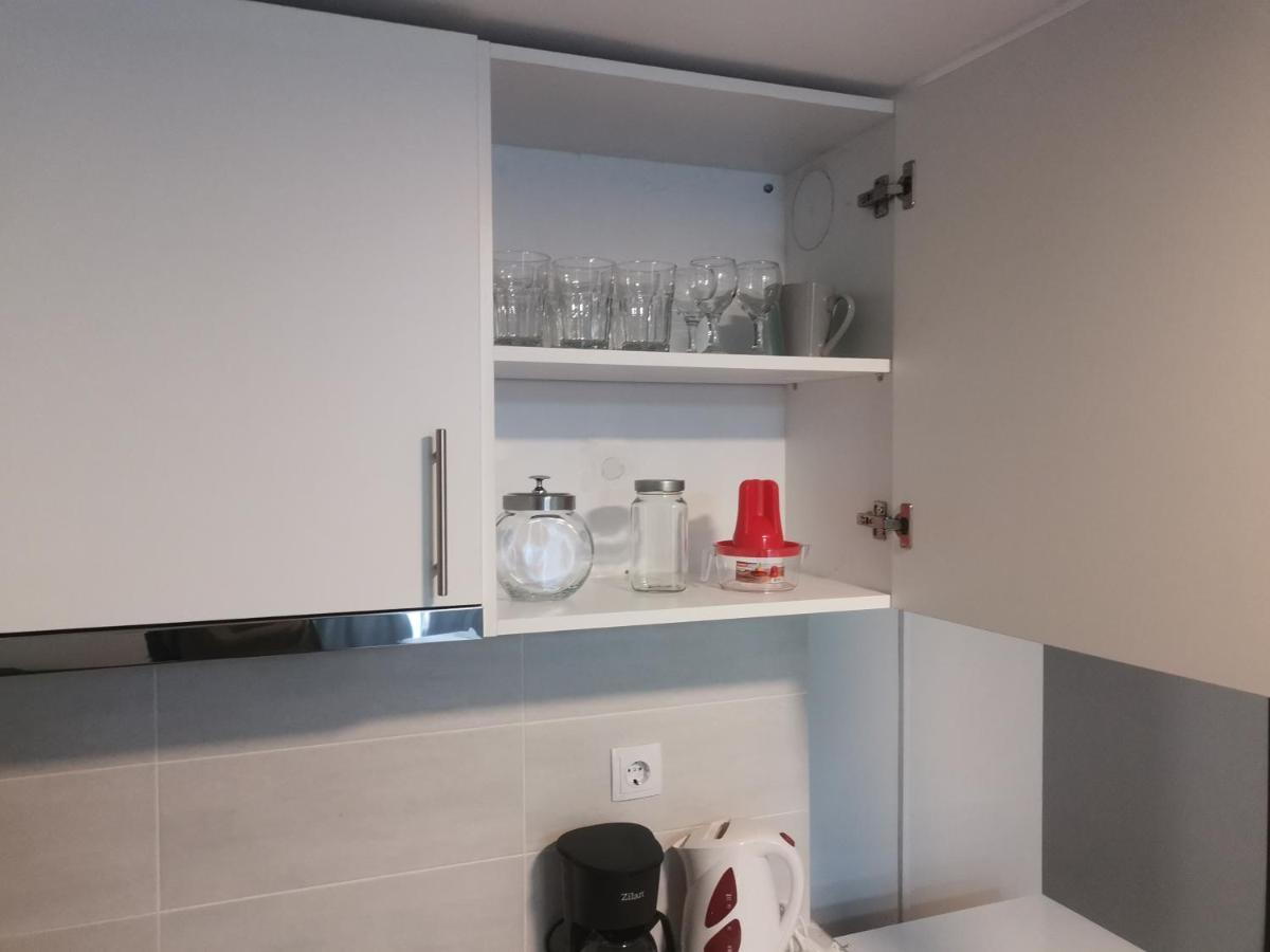 דירות אתונה New Cozy Studio In Aigaleo מראה חיצוני תמונה